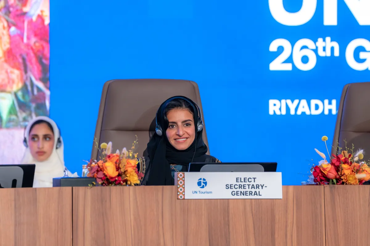 الإماراتية شيخة النويس