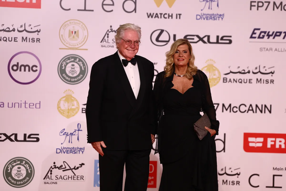 حسين فهمي وزوجته- الصورة خاصة بـ سيدتي- تصوير- يحيى أحمد