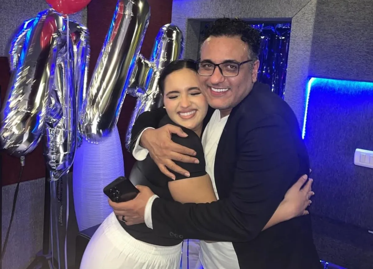 الملحن الراحل محمد رحيم مع ابنته ماس - الصورة من حساب ماس على إنستغرام