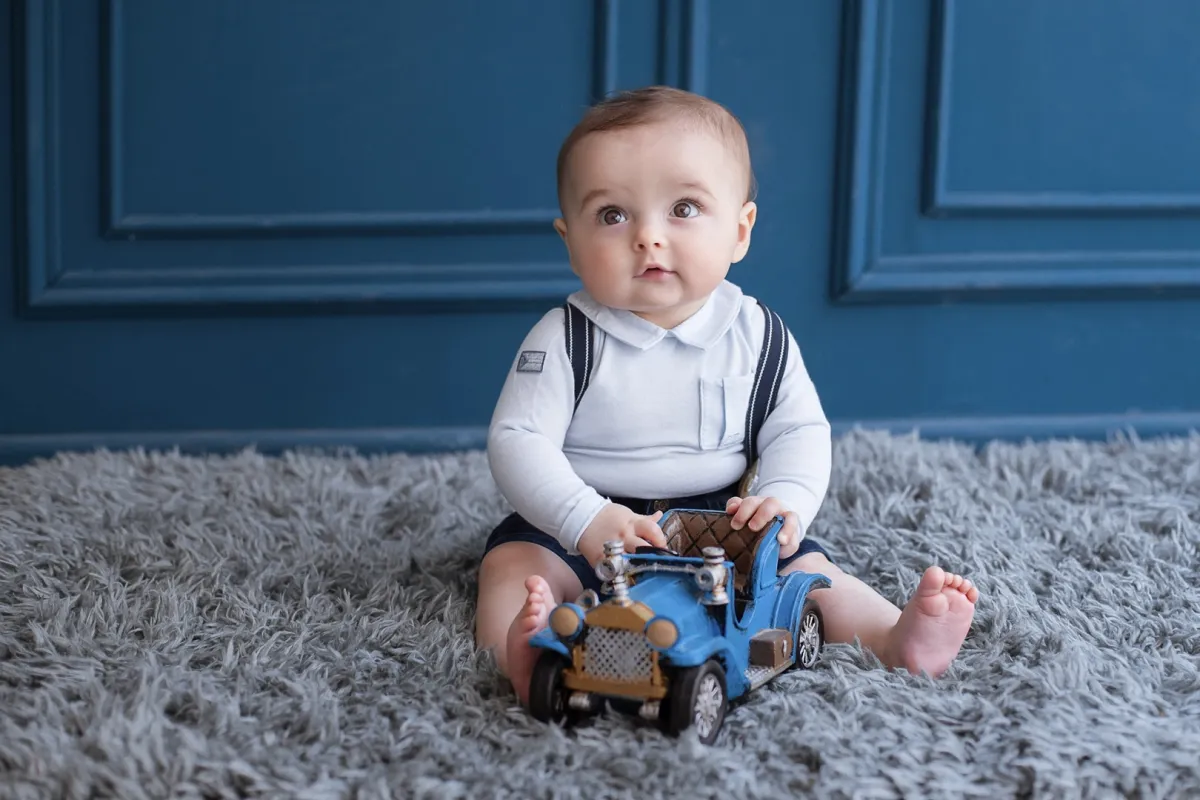 أسماء أولاد تبدأ بحرف العين- مصدر الصورة: Freepik by azerbaijan_stockers