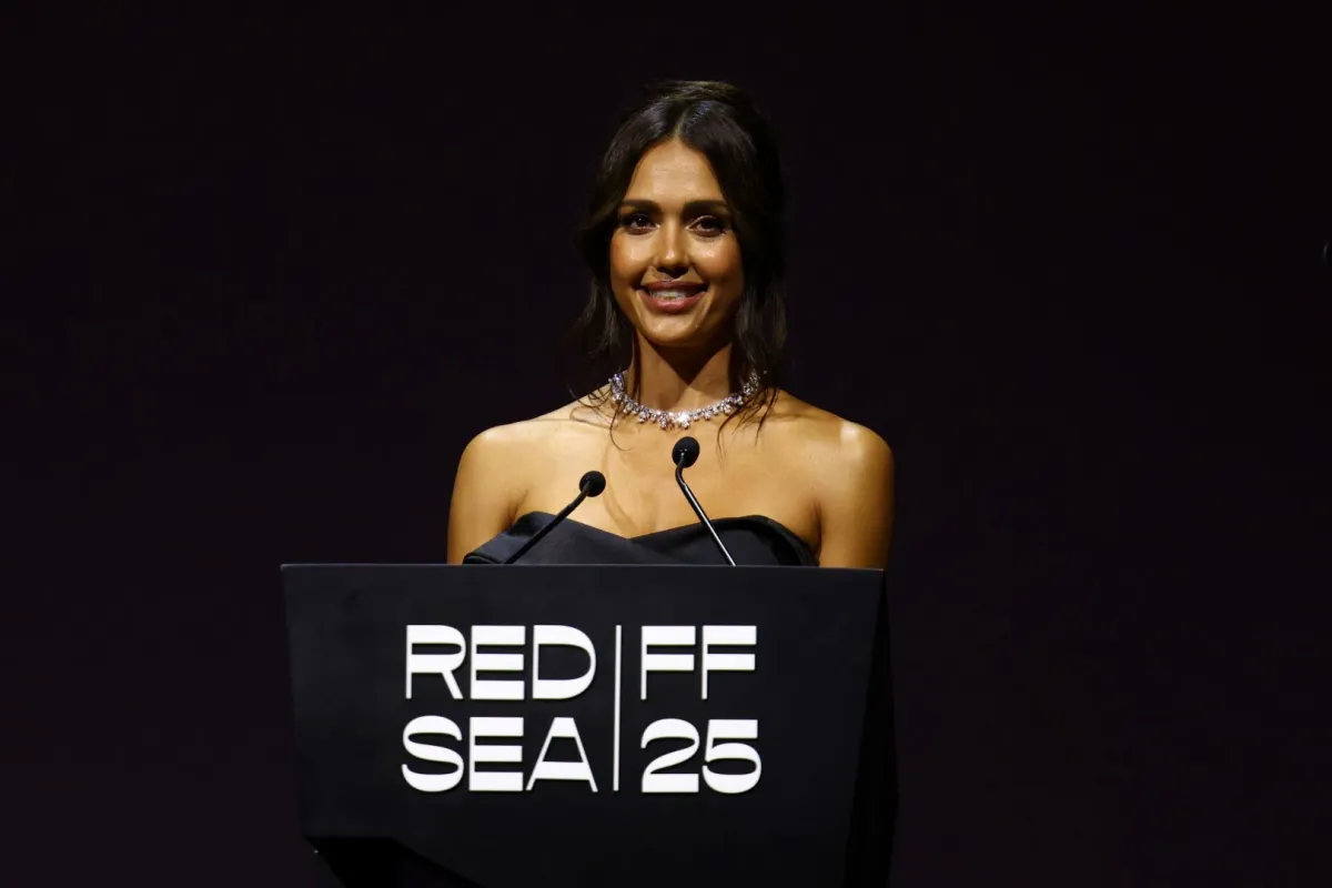 جيسيكا ألبا Jessica Alba من مهرجان البحر الأحمر السينمائي 2025. مصدر الصورة:  Tim P. Whitby/Getty Images for The Red Sea International Film Festival