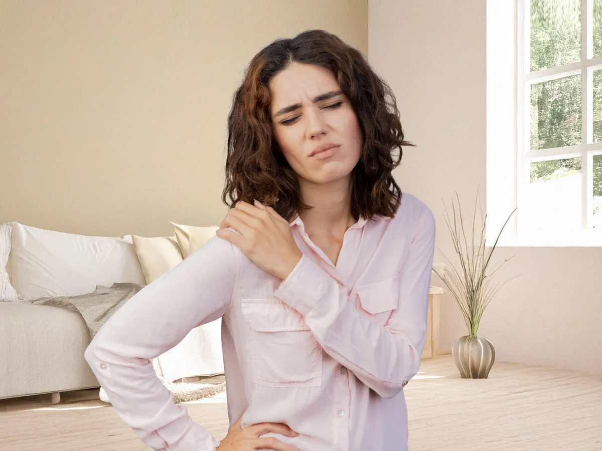 امرأة تعاني من أعراض نقص بعض الفيتامينات