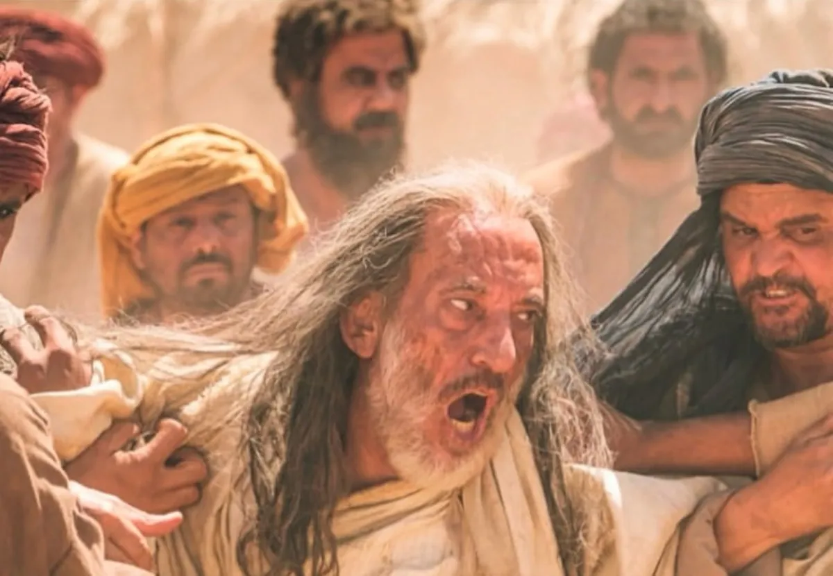 غسان مسعود في كواليس فيلم محارب الصحراء- الصورة من حسابه على الانستغرام