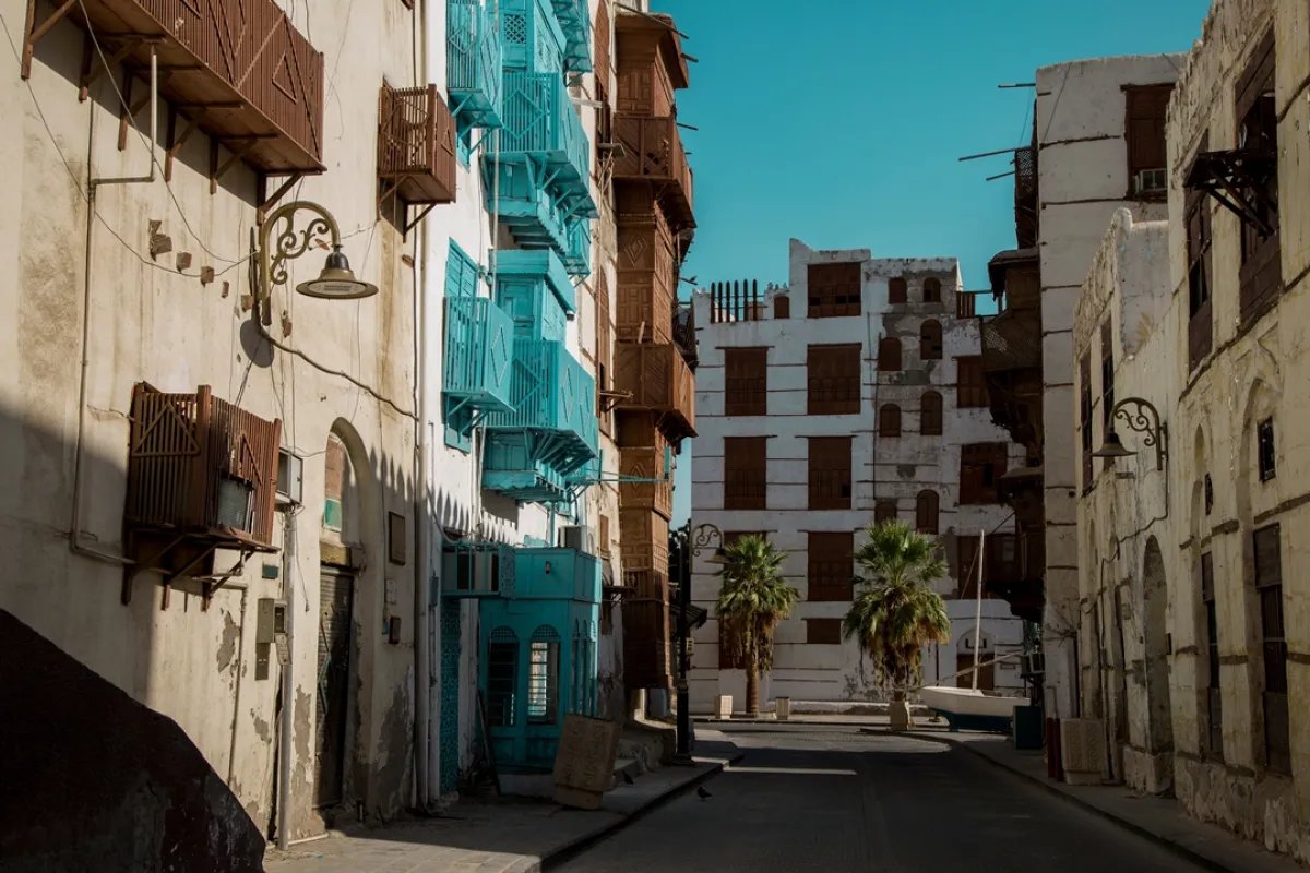 لقطة لأحد شوارع البلد