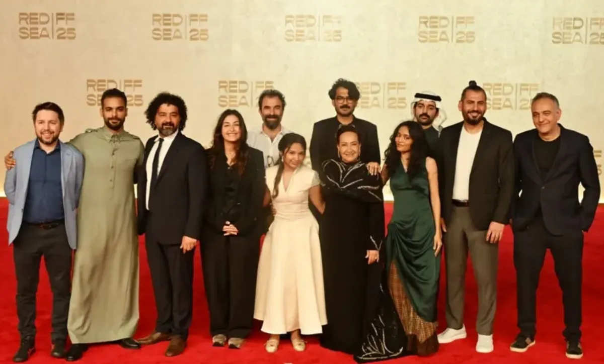 صناع فيلم "هجرة"- الصورة من المركز الإعلامي للشركة المنتجة