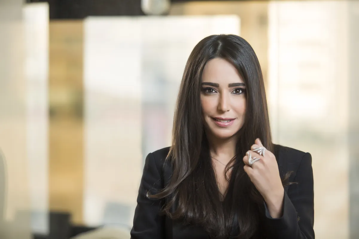 المصممة اللبنانية طرفة عيتاني مؤسسة علامة Falamank - الصورة من العلامة  