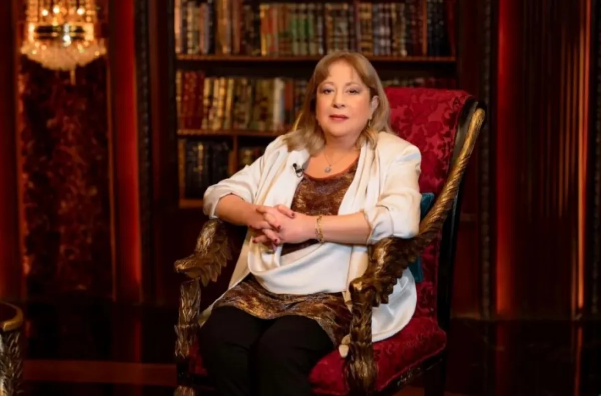 سمية الألفي - الصورة من حساب ابنها أحمد الفيشاوي على انستغرام