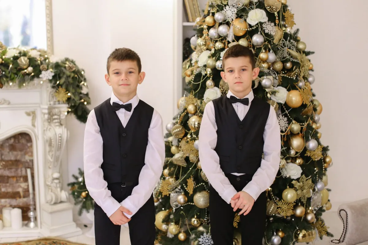 صورة الأطفال في السنة الجديدة