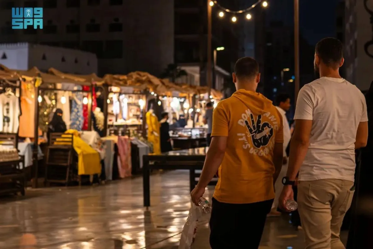 بسطات شارع الذهب بجدة 