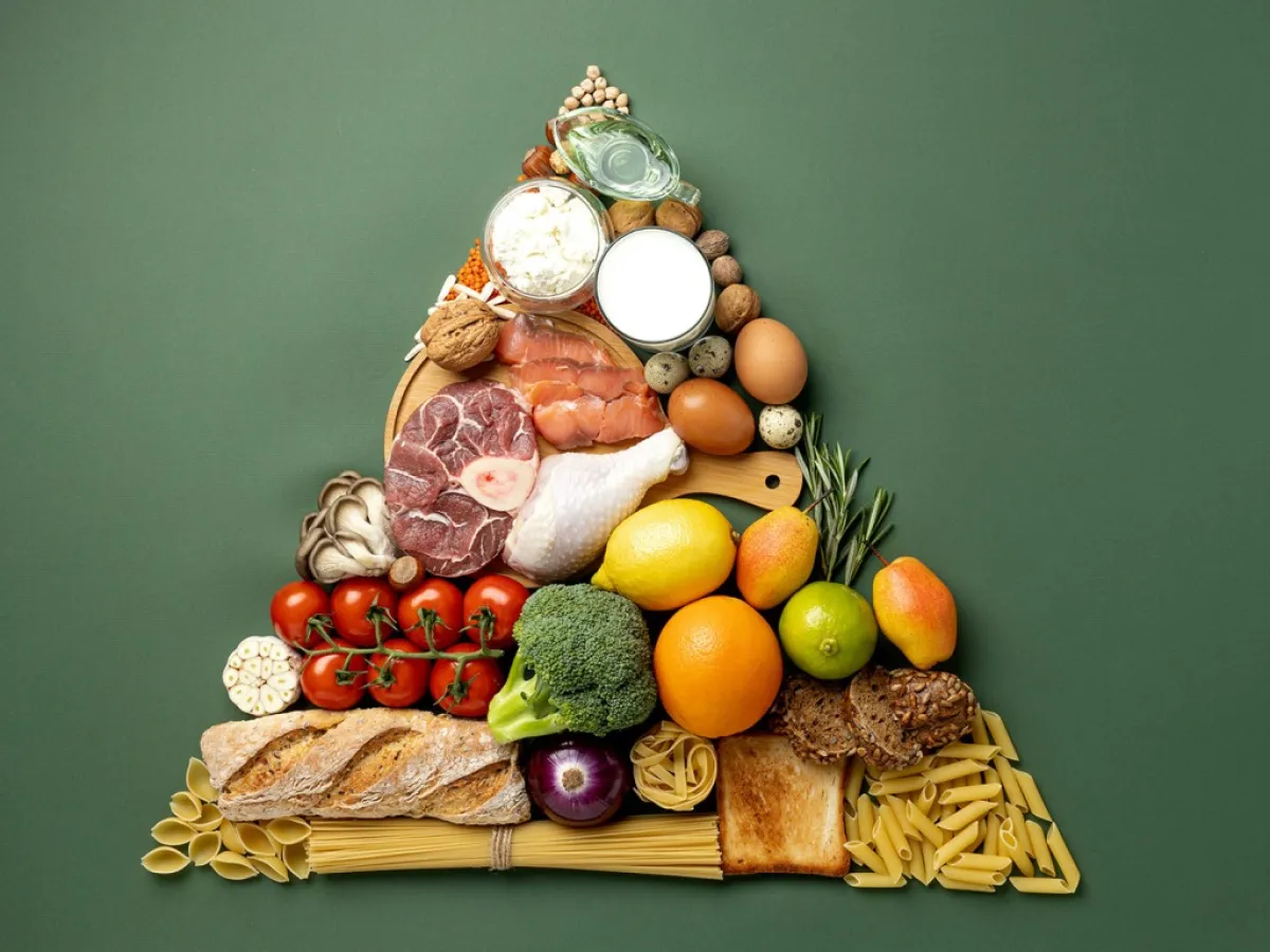 الهرم الغذائي الجديد أكثر من مجرد رسم المصدر -  Image by freepik