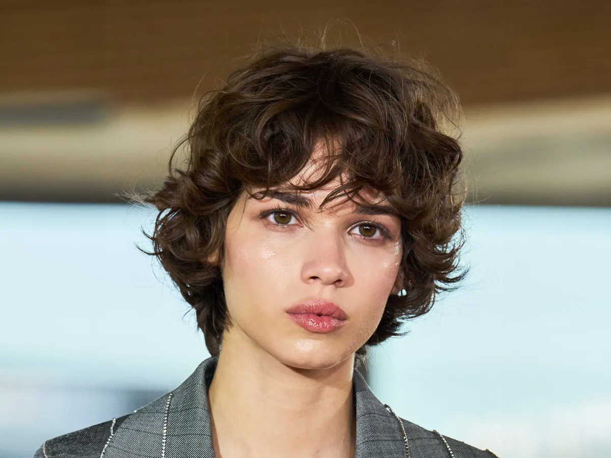 غلوس الشفاه