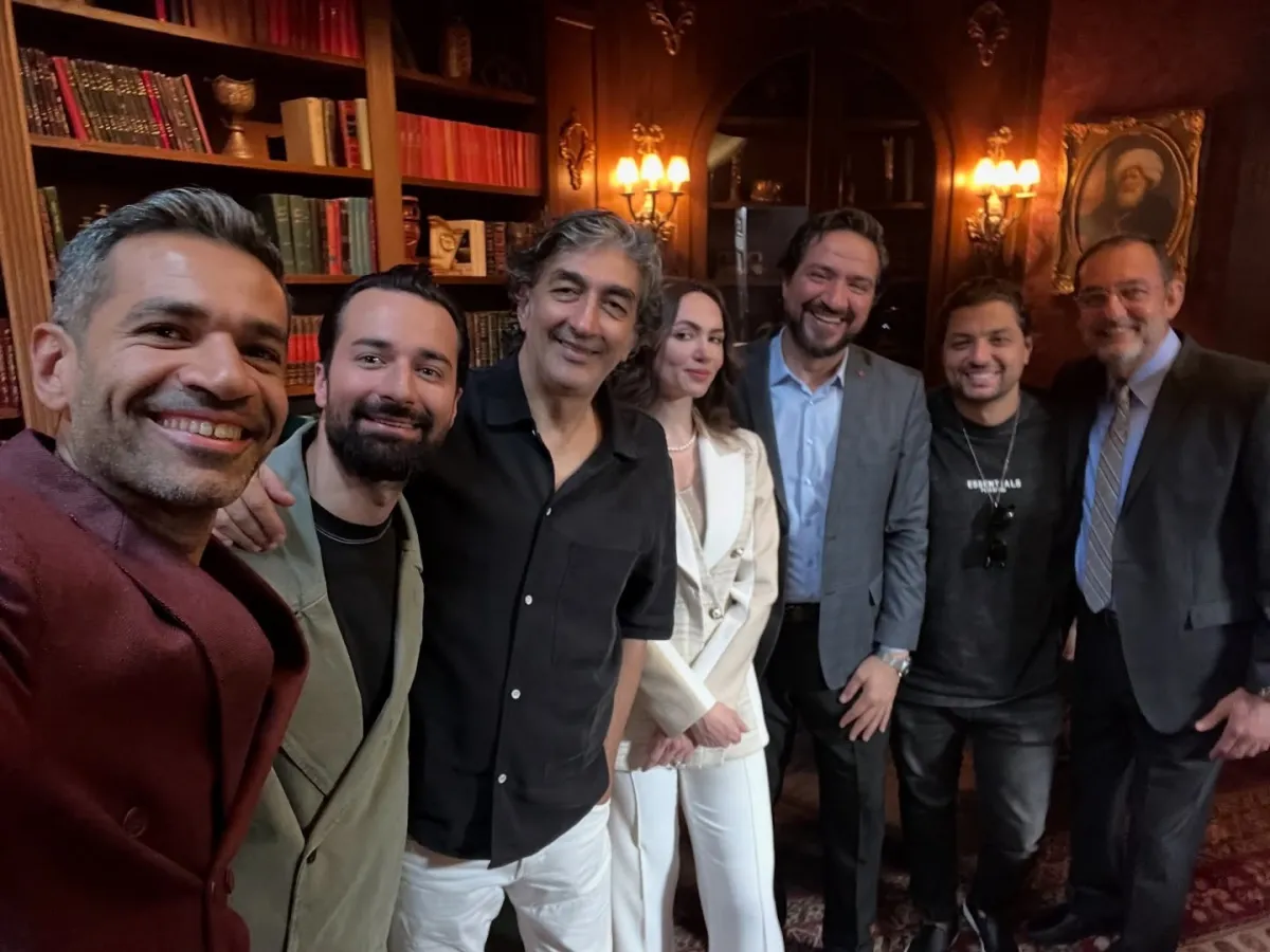 أبطال فيلم قصر الباشا - الصورة من حساب صدقي صخر على إنستغرام