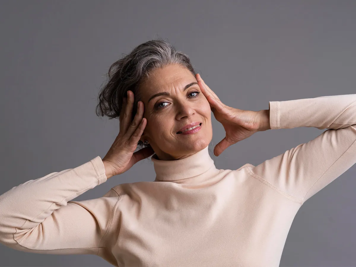 امرأة في الخمسين- المصدر Image by stockking on Freepik