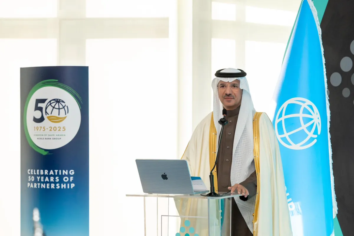  نائب وزير الموارد البشرية والتنمية الاجتماعية للعمل، الدكتور عبد الله بن ناصر أبوثنين. الصورة من الحساب الرسمي للوزارة على منصة x