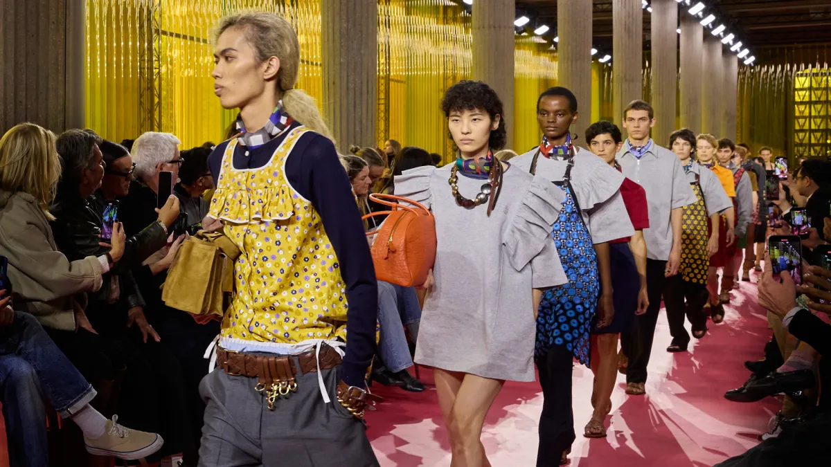 مجموعة ميو ميو Miu Miu ربيع وصيف 2026 - الصورة من العلامة