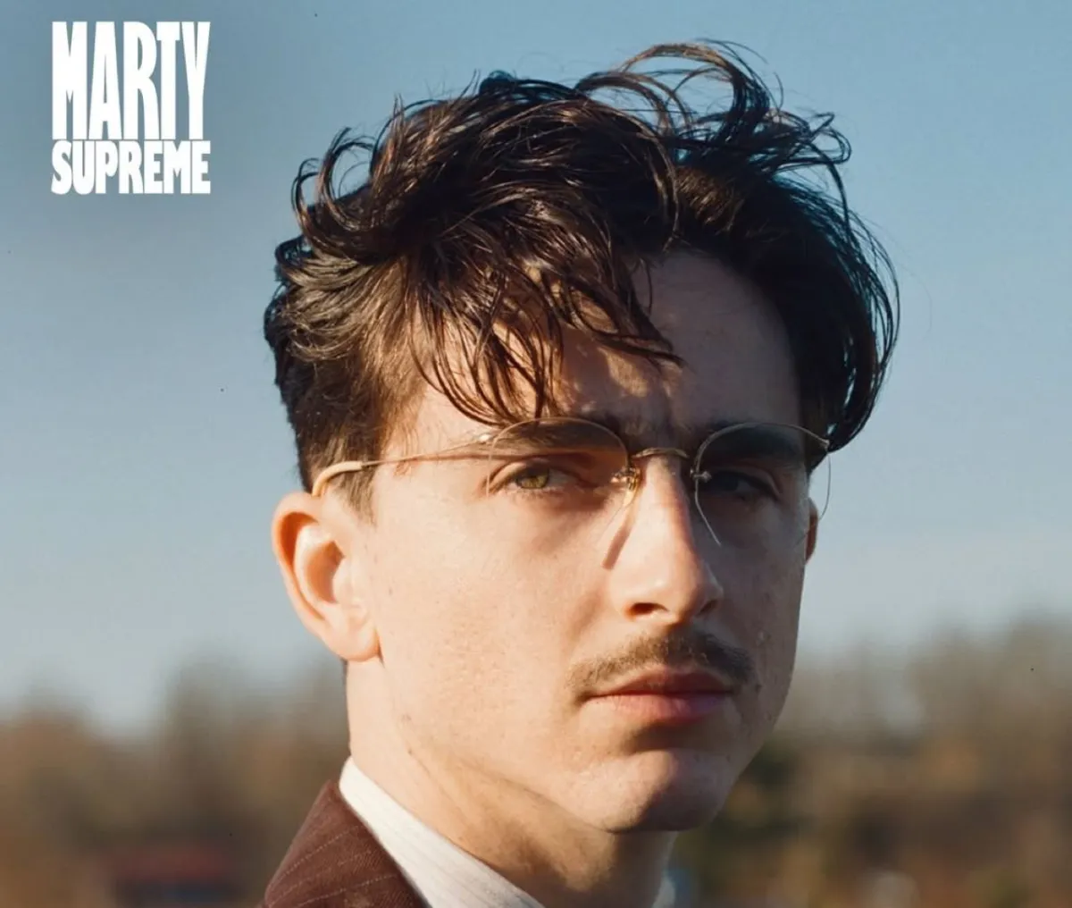 تيموثي شالاميه من بوستر فيلم مارتي سوبريم- الصورة من حساب الفيلم على إنستغرام