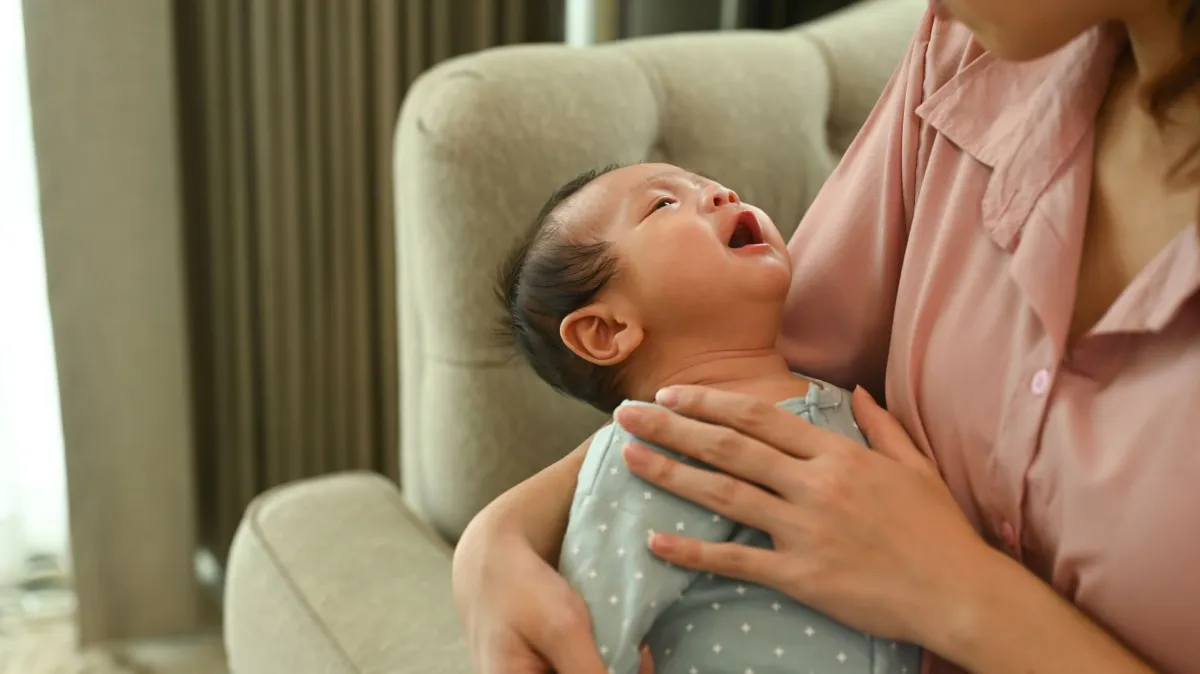 صورة طفل متردد في الرضاعة