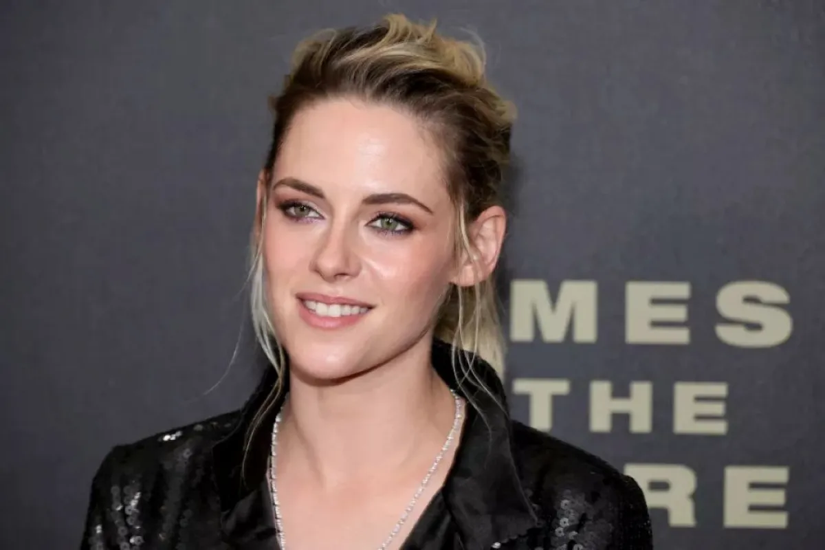 كريتسين ستيوارت Kristen Stewart attends "Crimes Of The Future" New York Premiere at Walter Reade Theater on June 02, 2022 in New York City. Theo Wargo / GETTY IMAGES NORTH AMERICA / Getty Images via AFP