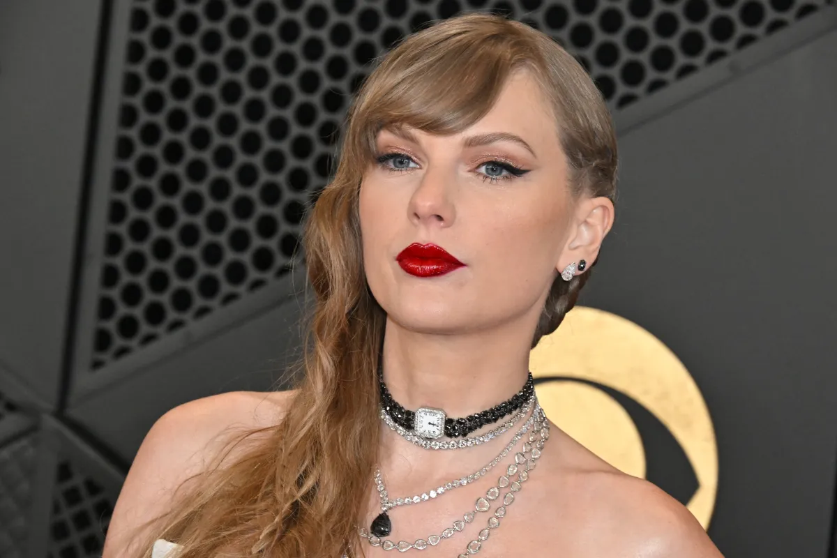 تايلور سويفت Taylor Swift من حفل غرامي 2024 - مصدر الصورة: ROBYN BECK / AFP