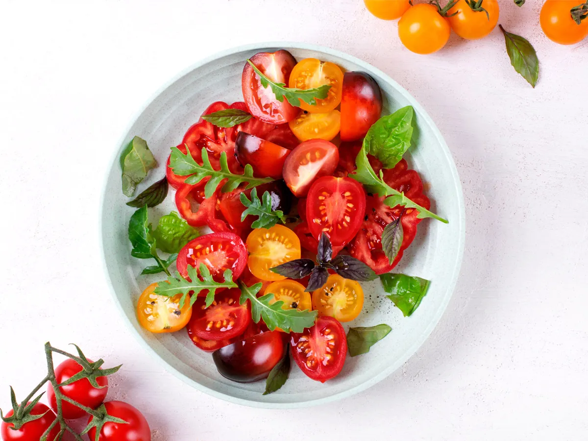 فوائد الطماطم في رمضان لصحة القلب والهضم