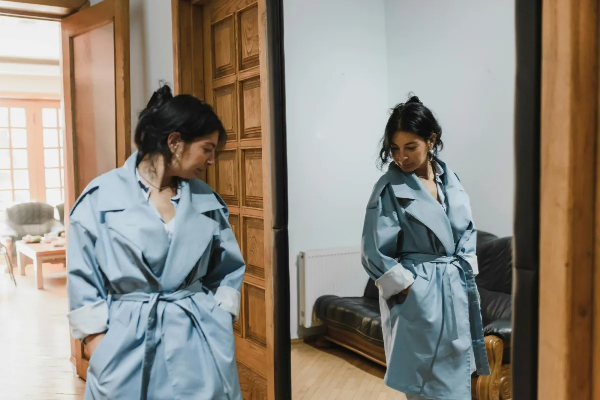 رؤيا المعطف في المنام - الصورة تعبيرية