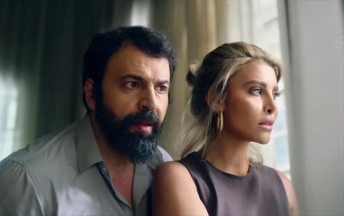 تيم حسن ونور علي في كواليس مولانا - الصورة من صفحتها على انستغرام