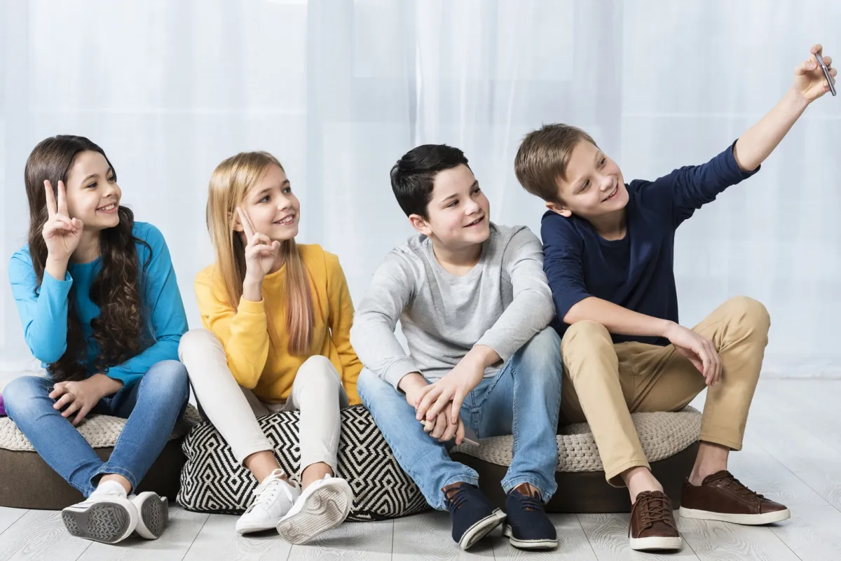 نصائح لتعليم طفلك الذكاء الاجتماعي- مصدر الصورة: Freepik 