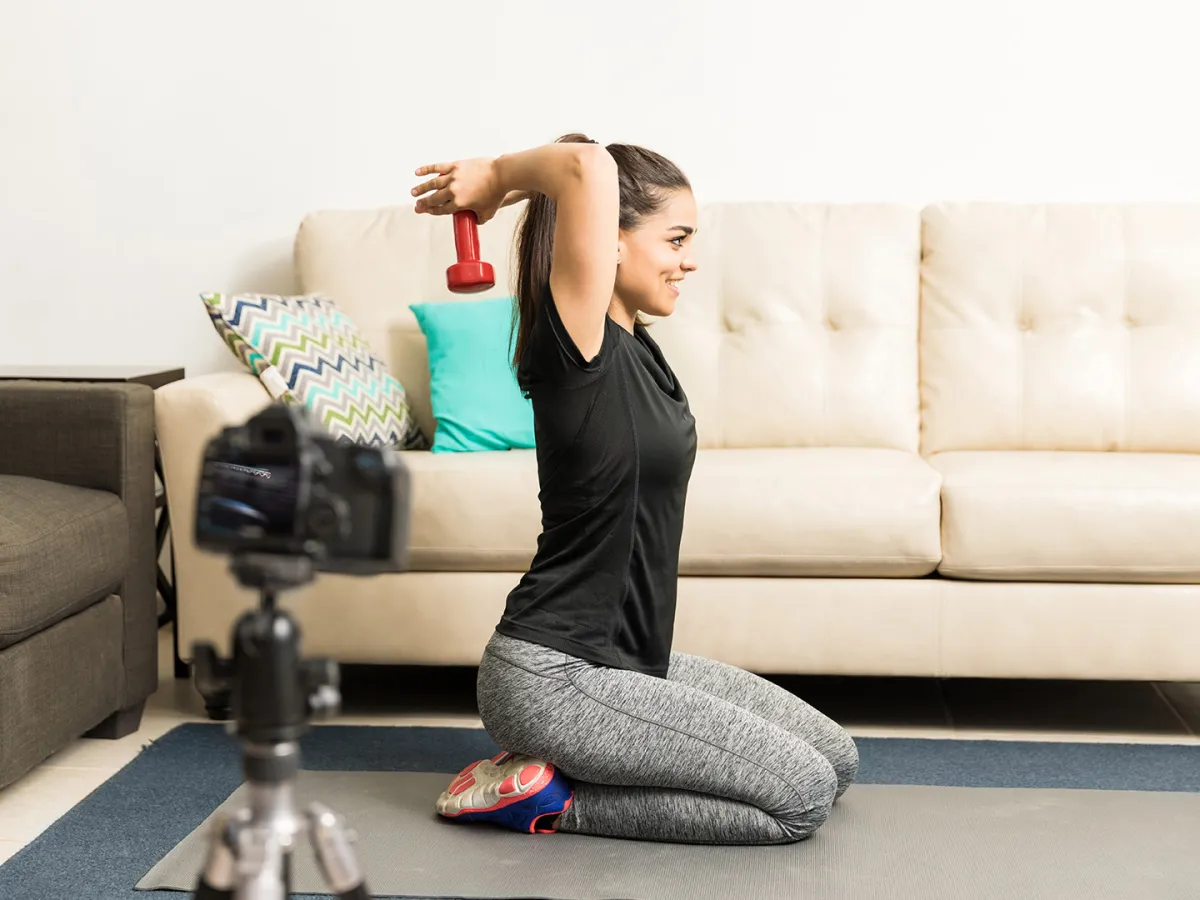 تمارين خفيفة في رمضان لحرق الدهون - المصدر Image By Freepik