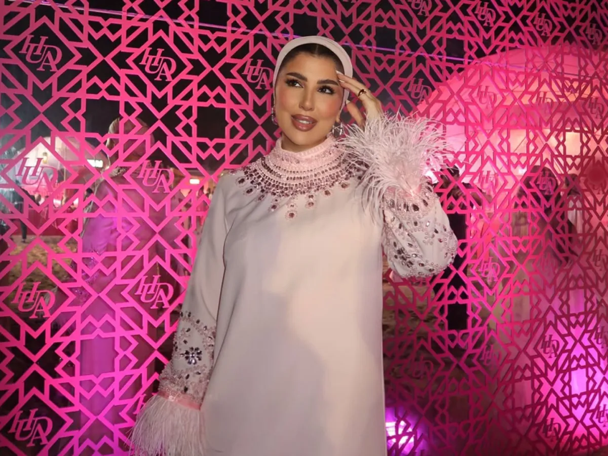 مدونة الموضة هيا عفيف - الصورة من حسابها على إنستغرام