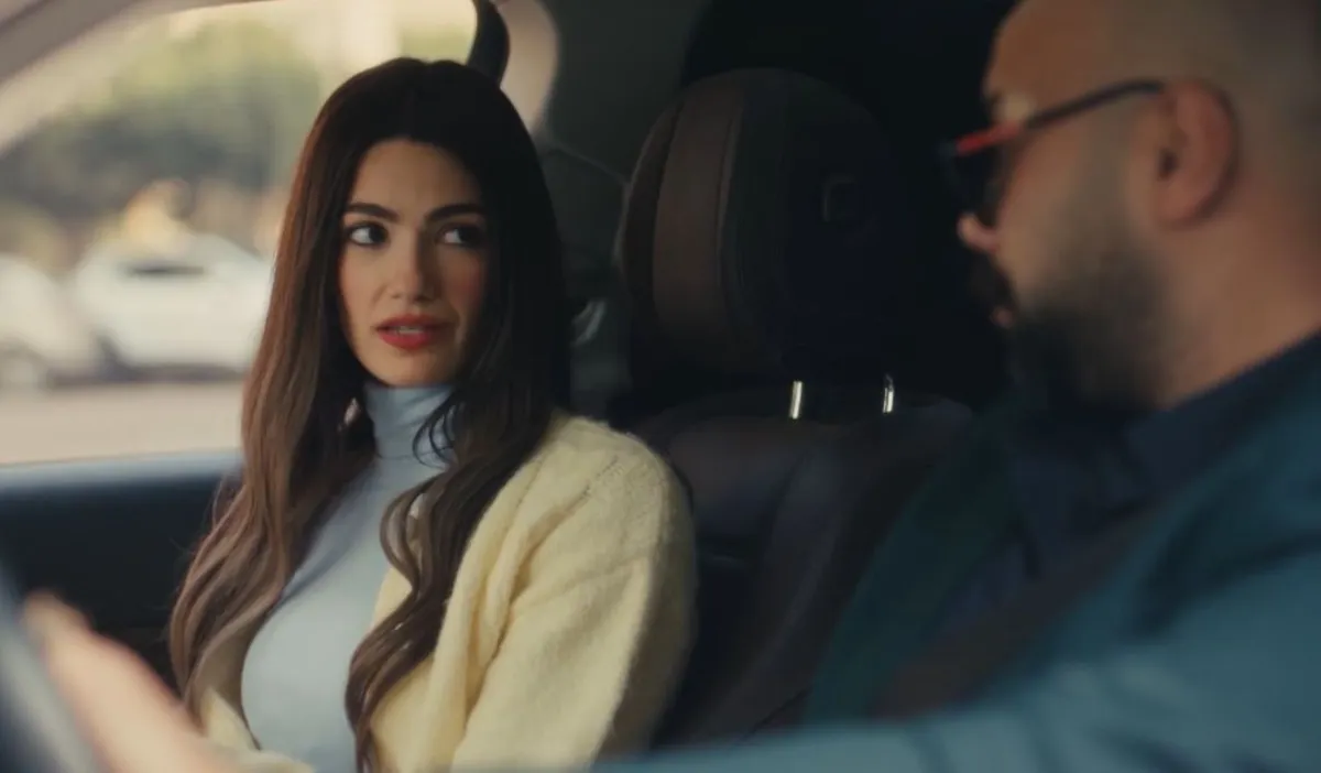 تارا عماد وعمرو سعد من مسلسل إفراج - الصورة من شاشة عرض المسلسل