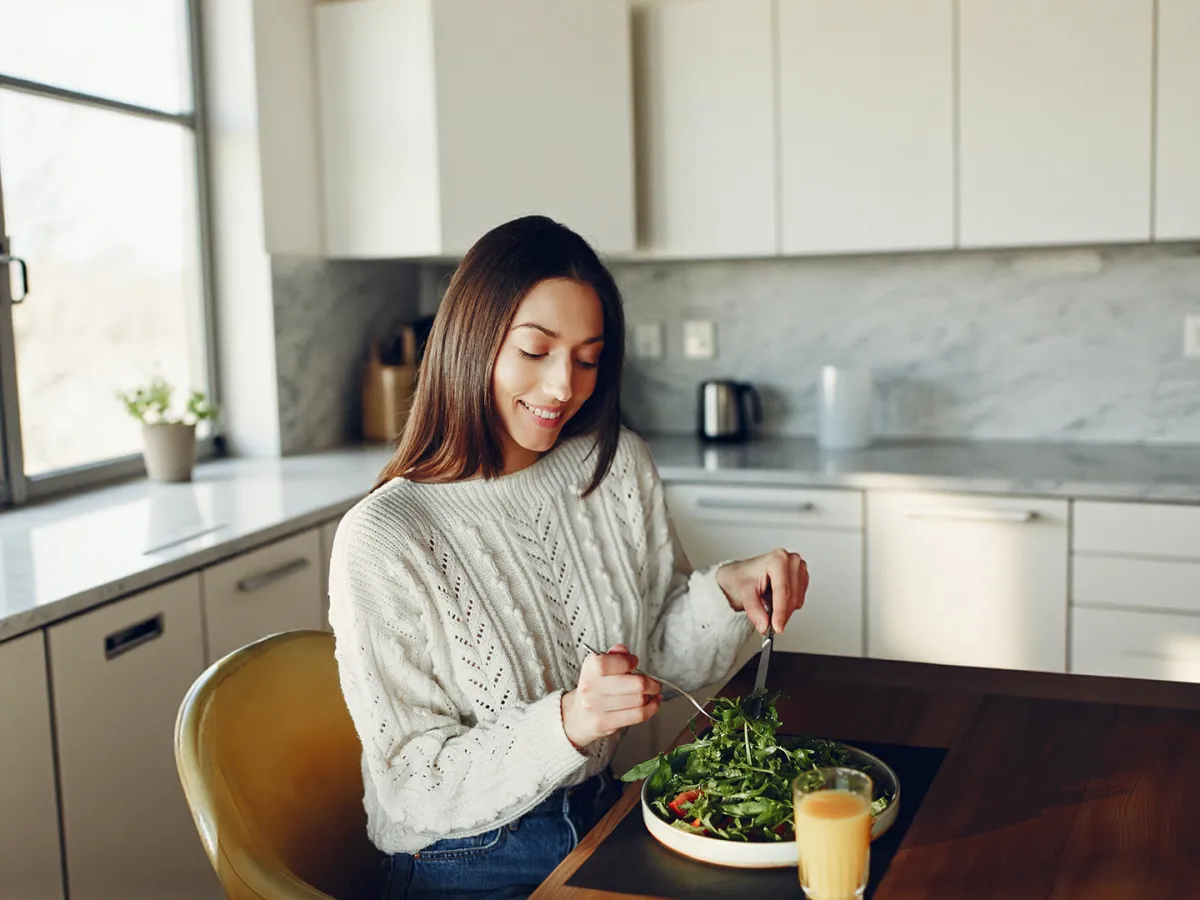 العودة العملية المتدرّجة الى الروتين الصحي بعد رمضان- المصدر  Image by senivpetro on Freepik