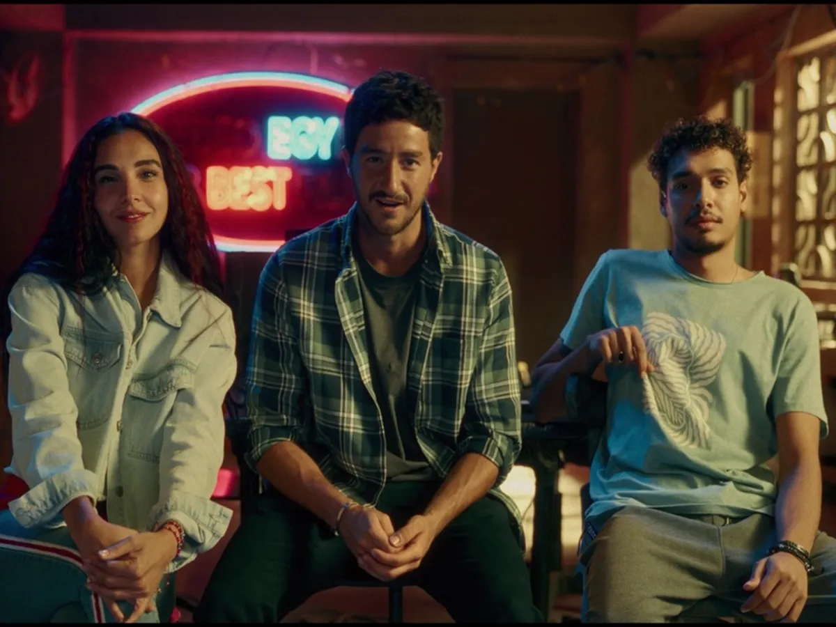 أبطال فيلم إيجي بست