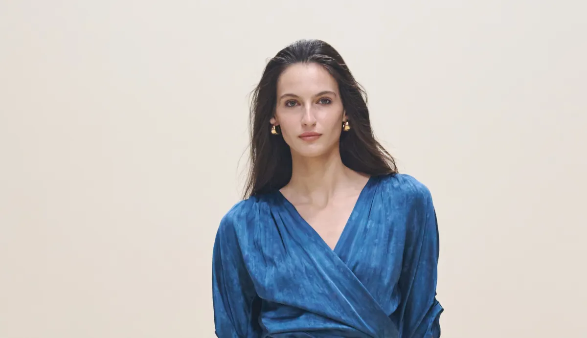  الحبوب الصغيرة أعلى الجبين 