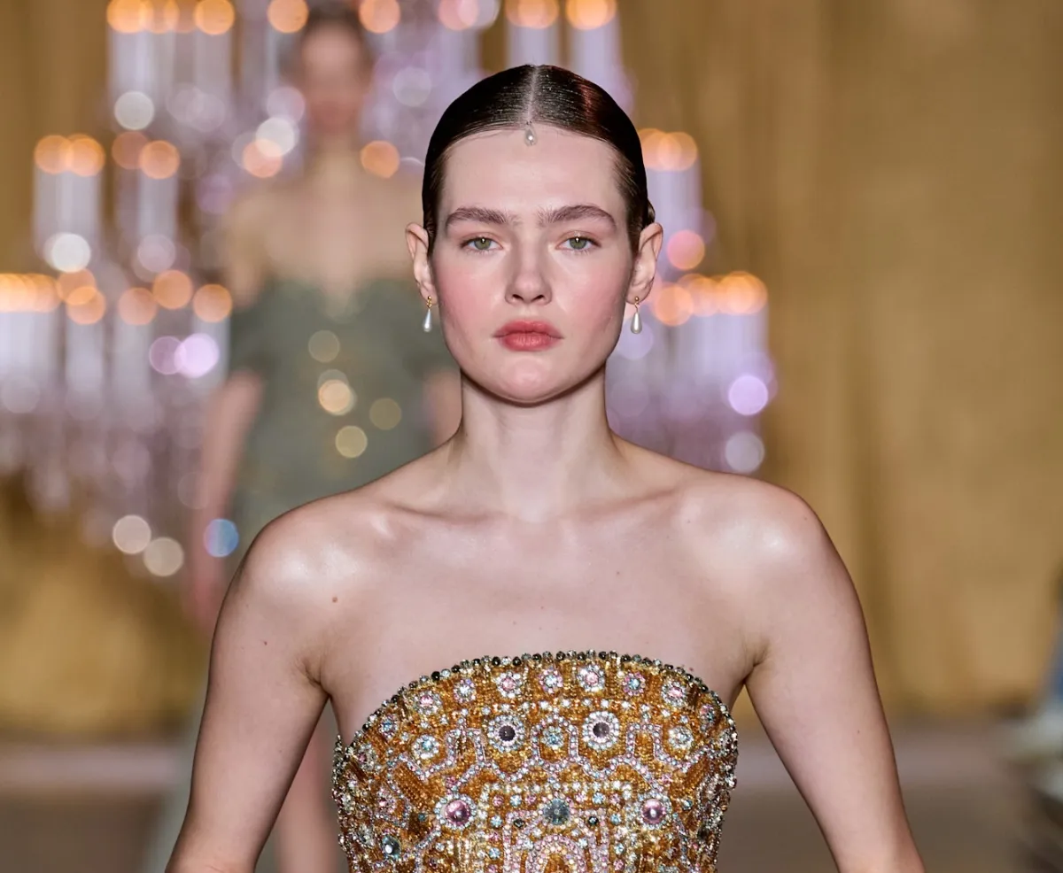 الخدود الموردة 