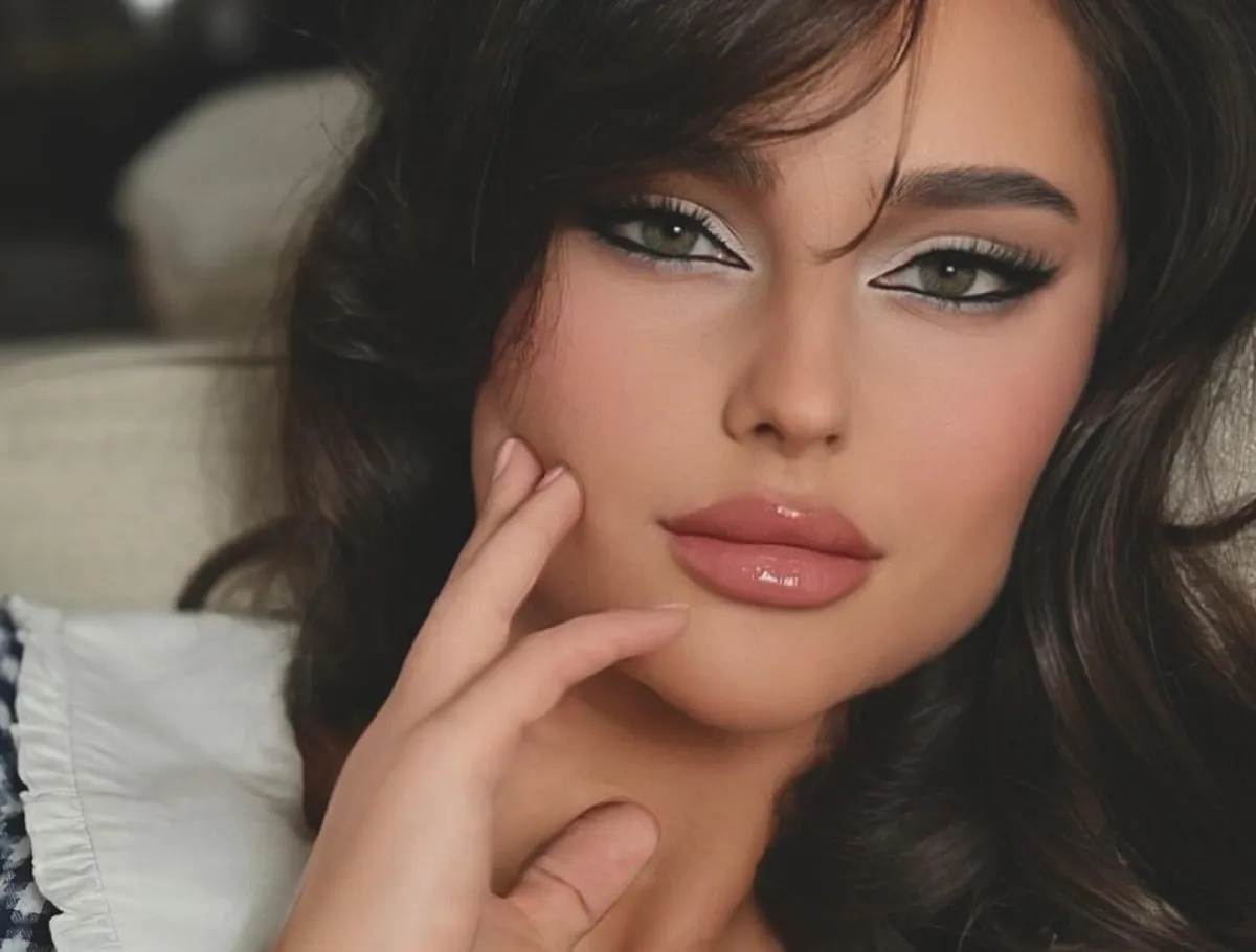 حيل تكبير العيون الصغيرة بالمكياج- الصورة من إنستغرام نورة بوعوض