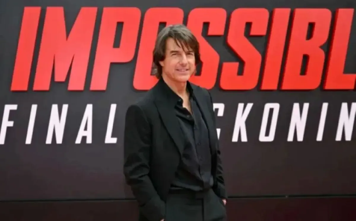 توم كروز في مركز لينكولن فاونتن بلازا في نيويورك (Tom Cruise at the Lincoln Center Fountain Plaza in New York). مصدر الصورة: ANGELA WEISS / AFP