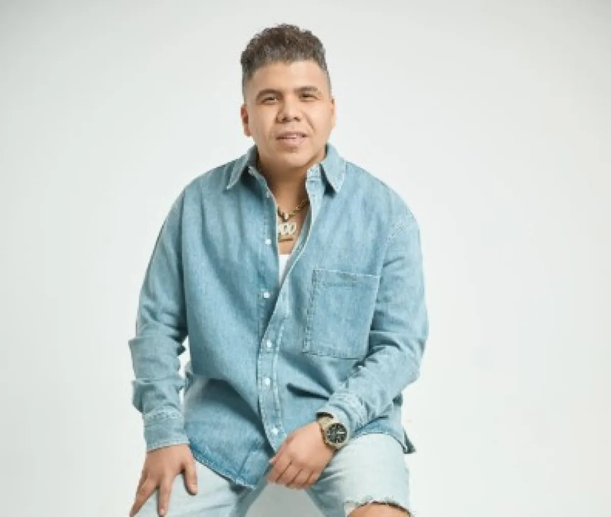 عمر كمال- الصورة من صفحته على فيس بوك