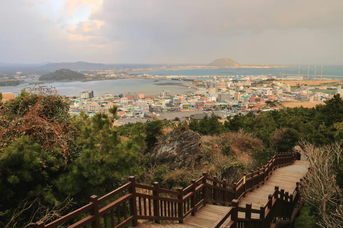 إطلالة على جزيرة جيجو 