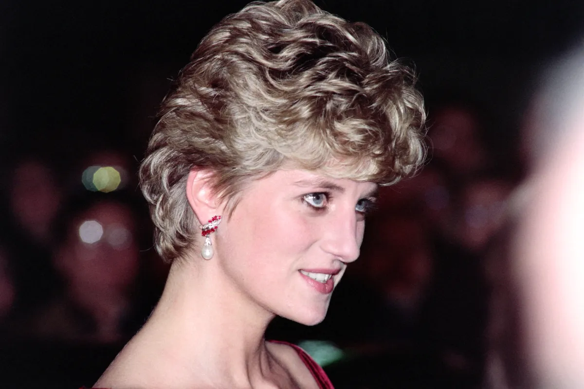 الأميرة ديانا Princess Diana  - Photo by JACQUES DEMARTHON / AFP