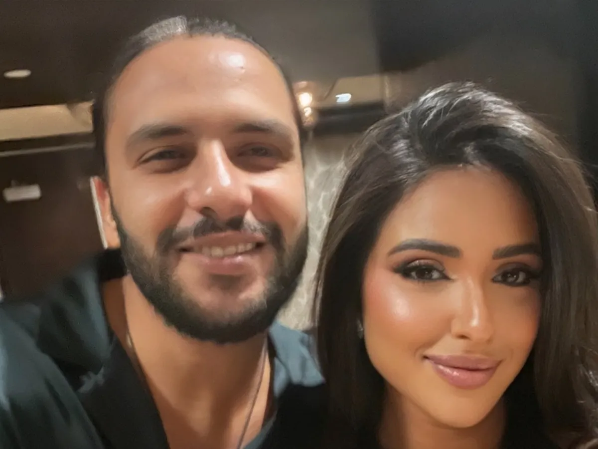 آية سماحة وزوجها محمد السباعي