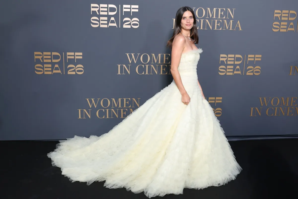 سارا سامبايو  Sara Sampaio (مصدر الصورة: Daniele Venturelli/Getty Images for Red Sea Film Foundation