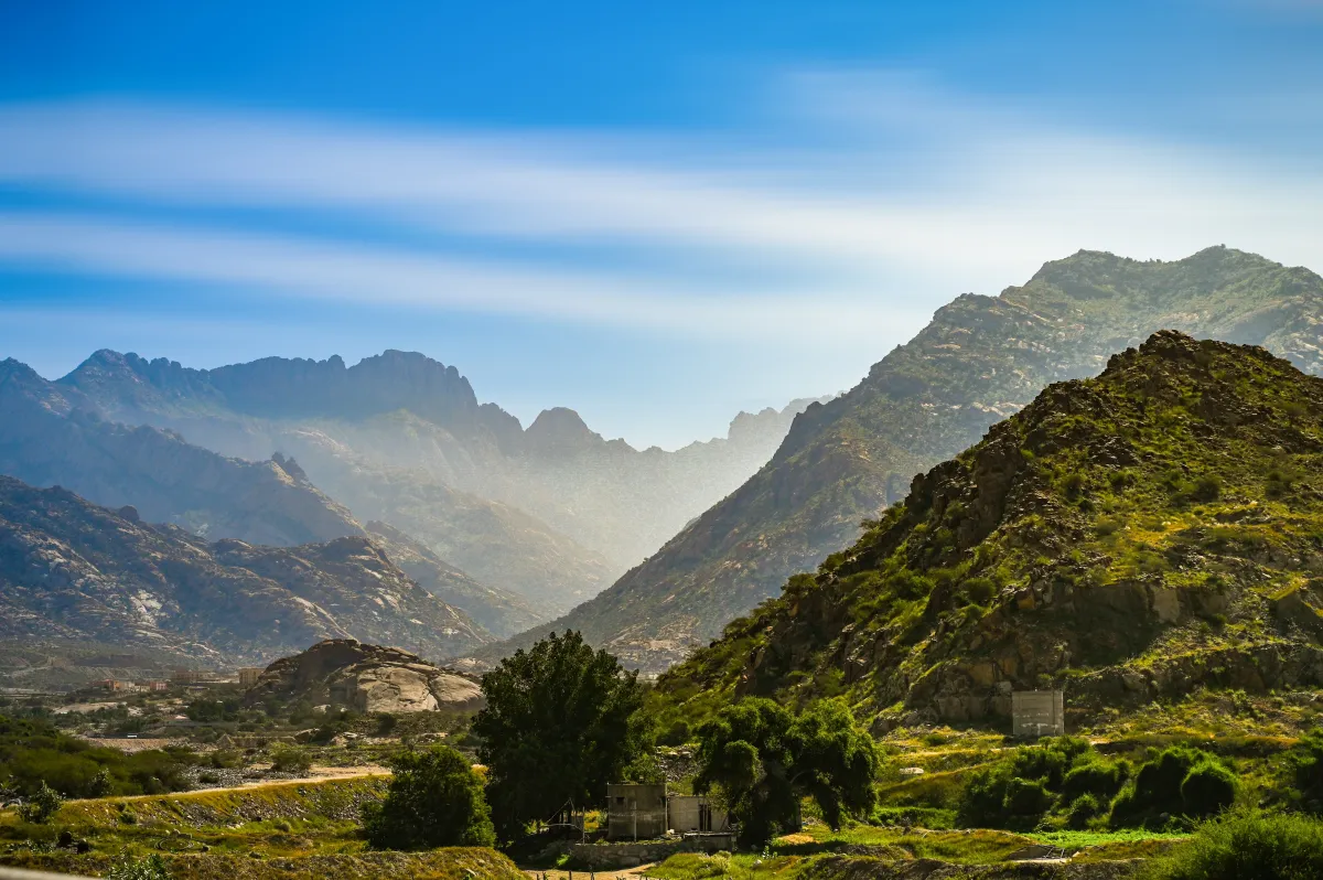 الطائف وجهة شهيرة بطبيعتها الخلابة
