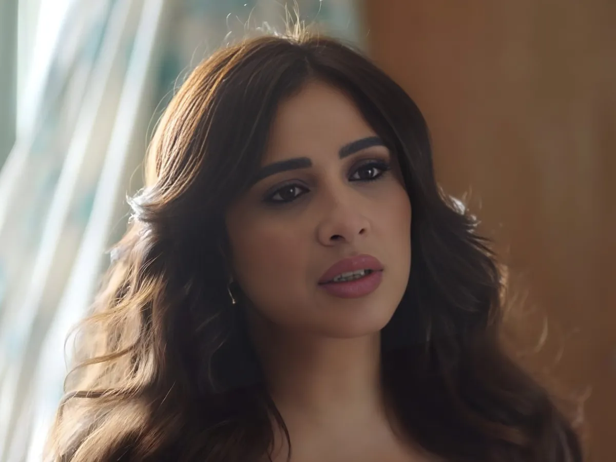 ياسمين عبد العزيز- الصورة من صفحتها على فيس بوك