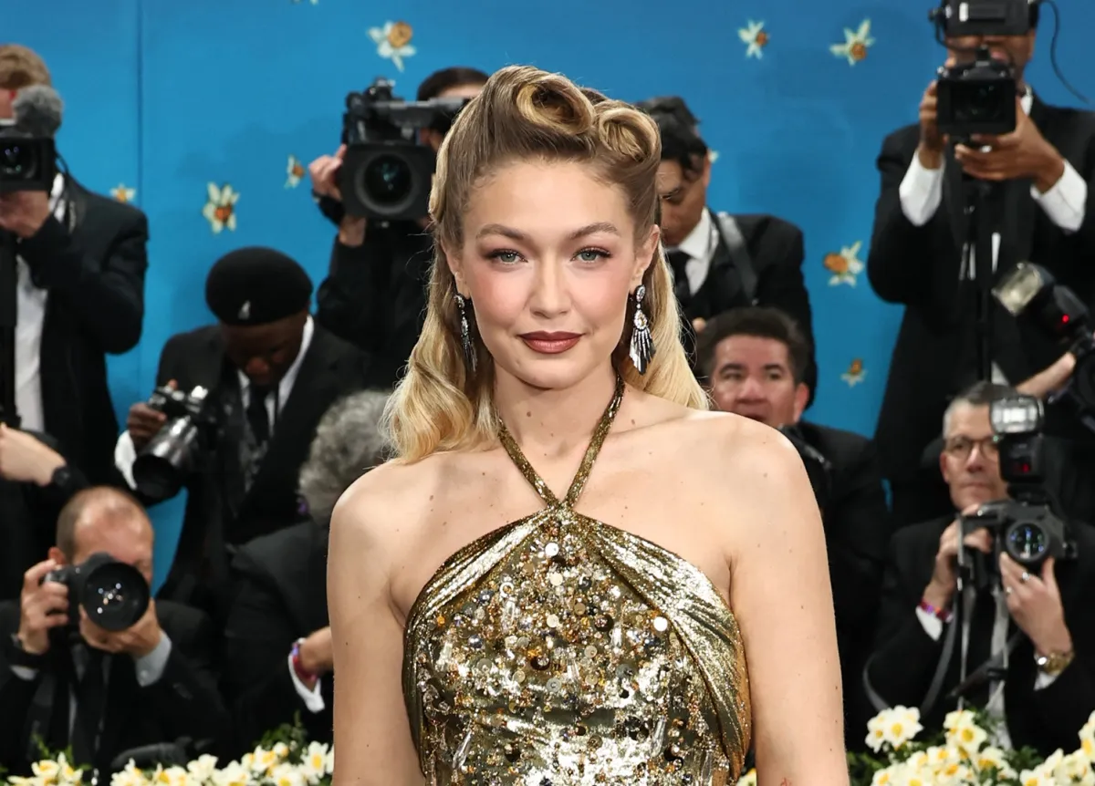 جيجي حديد Gigi Hadid في حفل الميت غالا 2025 ( مصدر الصورة: Jamie McCarthy / GETTY IMAGES NORTH AMERICA / Getty Images via AFP)