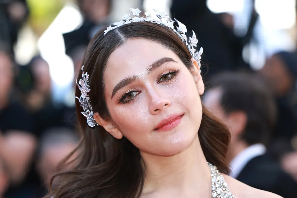 آريا هارغيت Araya Hargate مصدر الصورة  Stephane Cardinale - Corbis/Corbis via Getty Images)