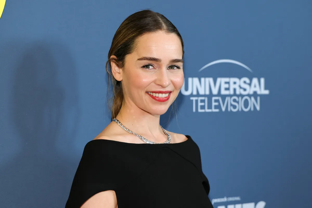 إميليا كلارك Emilia Clarke - Photo by Dia Dipasupil / GETTY IMAGES NORTH AMERICA / Getty Images via AFP