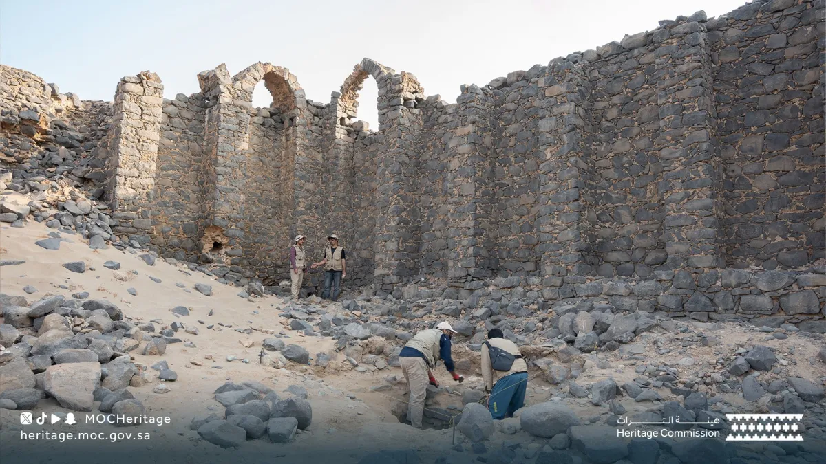 أكثر من 1700 أثرٍ في ميقات الجحفة الأثري - (مصدر الصورة: حساب هيئة التراث على منصة إكس)