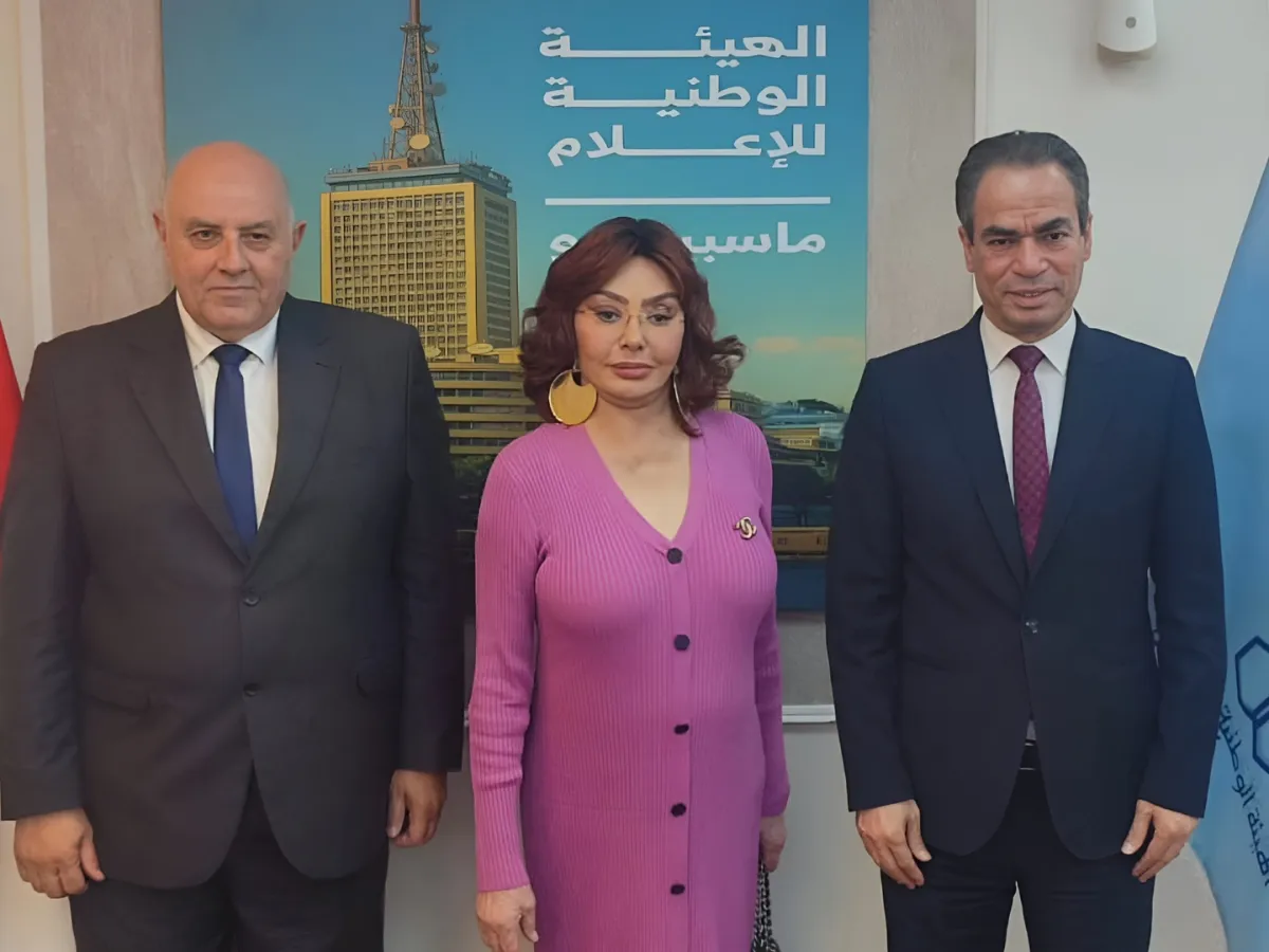 نبيلة عبيد مع أحمد المسلماني وعبد الرحمن بسيوني