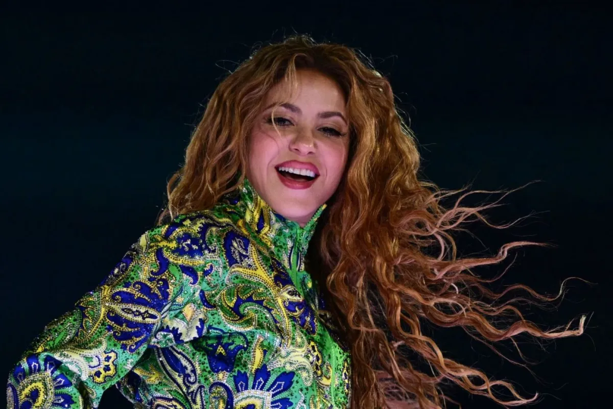 شاكيرا في ريو دي جانيرو، البرازيل (Shakira in Rio de Janeiro, Brazil). مصدر الصورة: Pablo PORCIUNCULA / AFP