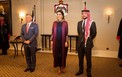 الملك والملكة وولي العهد الأمير الحسين.jpg